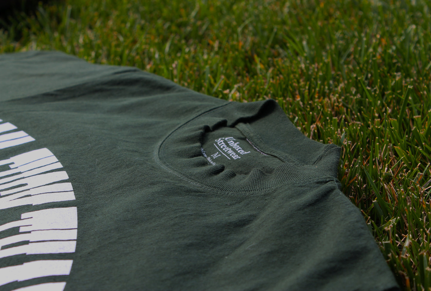 OVERSIZED FOREST GREEN SIGNATURE TEE